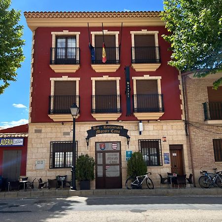 Hostal Restaurante Morote Cano Lezuza Exteriör bild