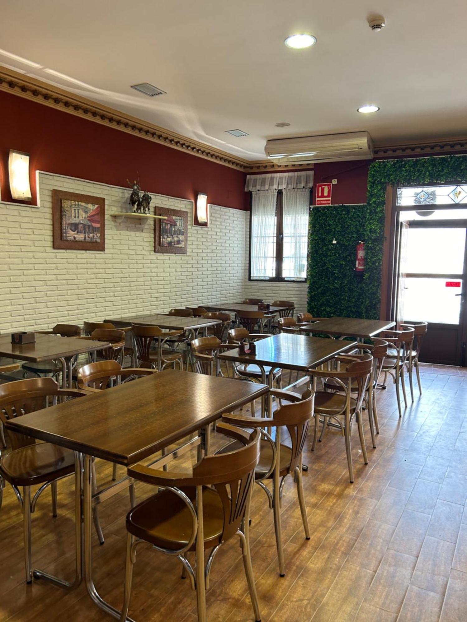 Hostal Restaurante Morote Cano Lezuza Exteriör bild